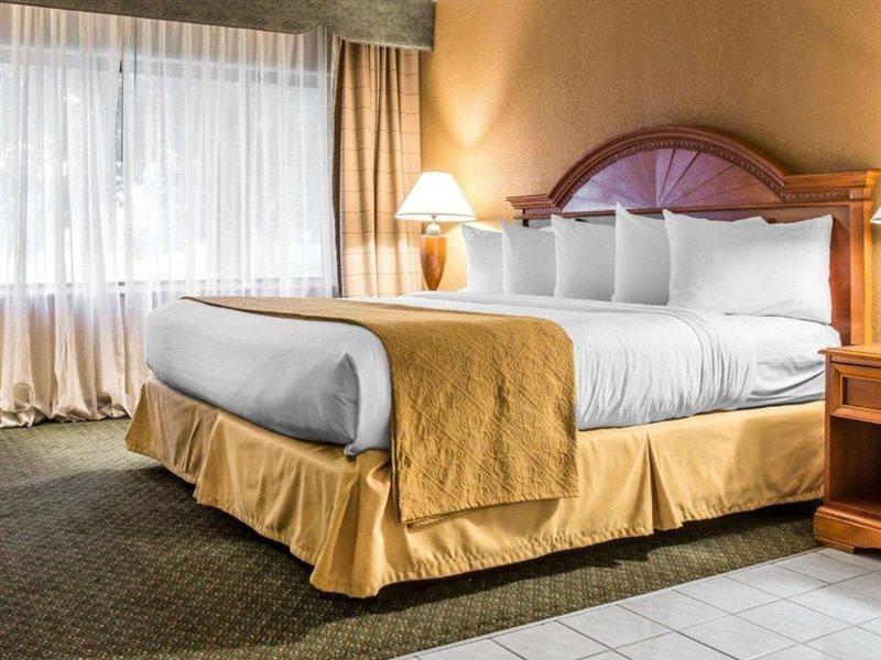 Quality Inn Southfield Esterno foto